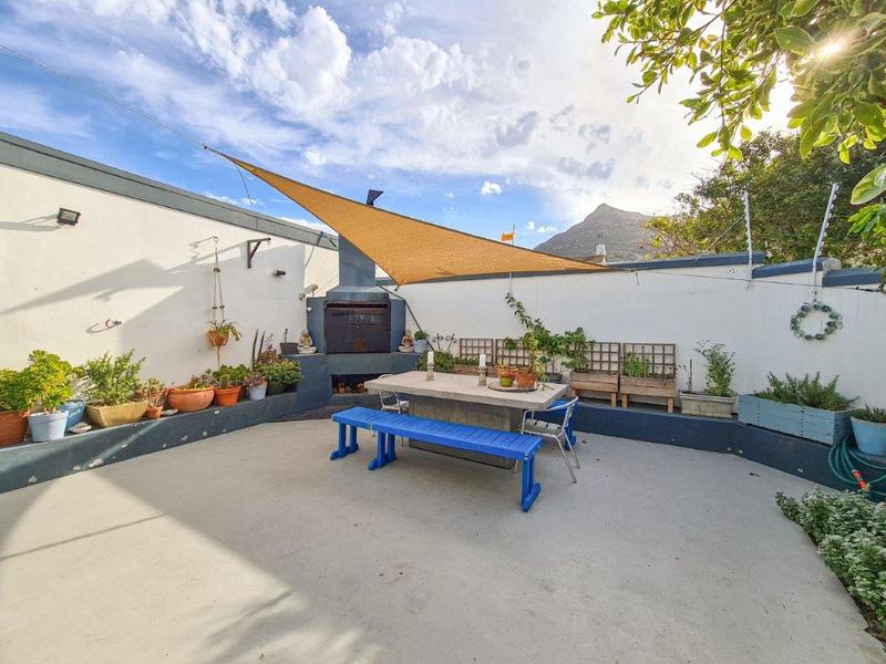 5 Bedroom Property for Sale in Hout Bay Western Cape